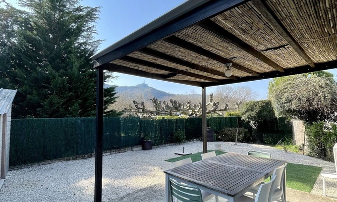 Vallon-Pont-d'Arc Casa | La Pausa Cómoda casa de campo individual cerca del río y el pueblo
