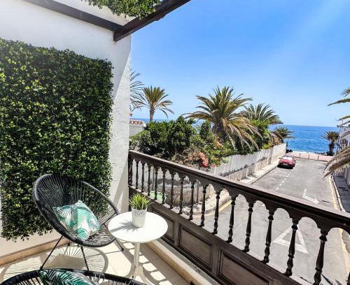 Alcala Casa | La Perla Beach House