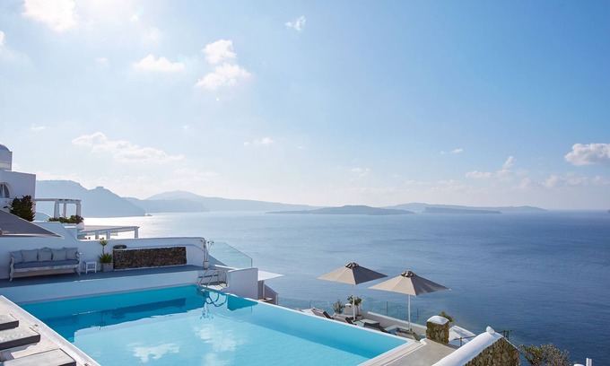 Oia Hotel | La Perla Villas and Suites - Adults Only
