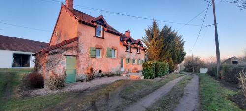 Chavroches Casa | La petite maison de Chavroches - proche du Pal