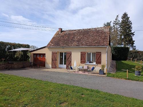 Parce-sur-Sarthe Apartamento | La petite maison à la campagne !