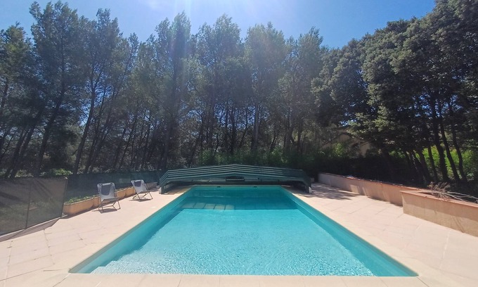 Les 3 Ponts Cama Y Desayuno | La Petite Maison Nîmoise - Le Calme Proche de la Ville