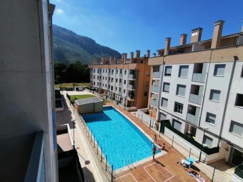 Posada de Llanes Apartamento | La Piedra L Osu, Apartamento con piscina, Playa 3 km VUT-3226-AS