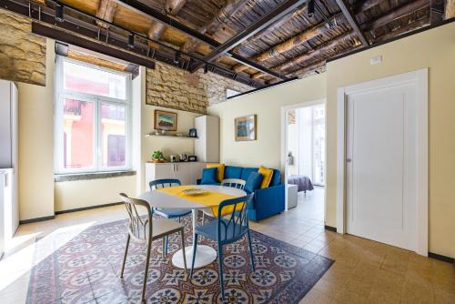 Vittorio Emanuele Apartamento | La Pinacoteca Aparthotel by NapoliApartments