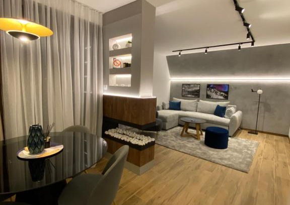 Divcibare Apartamento | La Pista