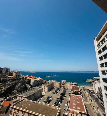 Le Pharo Apartamento | La plage