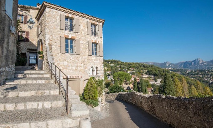 Saint-Paul-de-Vence Casa | La Pourtoune