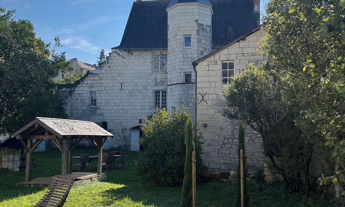 Candes-Saint-Martin Otro | La Prévôté - large charming gîte