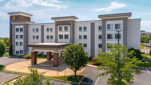 Columbus Hotel | La Quinta by Wyndham Columbus - Edinburgh