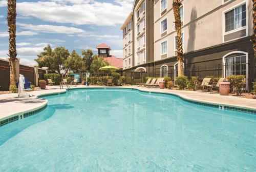Summerlin Hotel | La Quinta by Wyndham Las Vegas Summerlin Tech