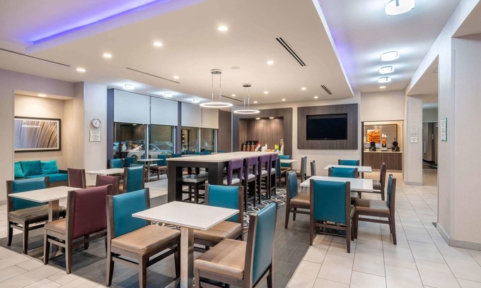 Lookout Valley Neighborhood Association Hotel | La Quinta Inn & Suites by Wyndham Chattanooga - Lookout Mtn