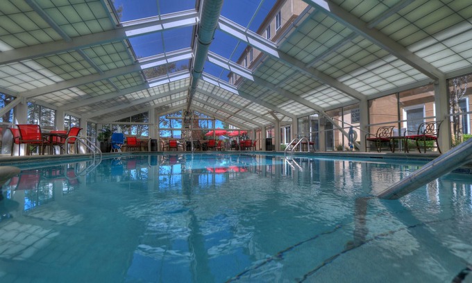 Pigeon Forge Hotel | La Quinta Inn & Suites by Wyndham Pigeon Forge