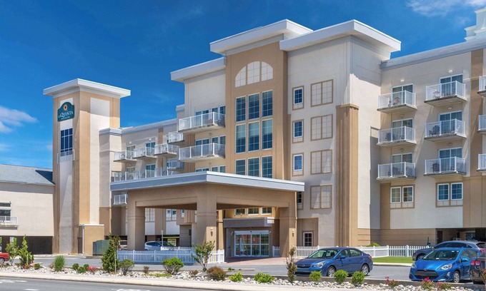 Midtown Ocean City Hotel | La Quinta Inn & Suites by Wyndham Ocean City