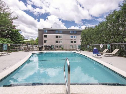 Portland Hotel | La Quinta Inn & Suites by Wyndham Portland DT Maine Med