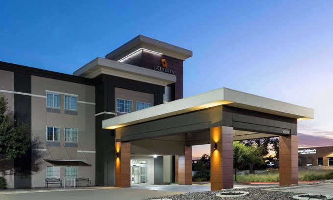 McNeil Hotel | La Quinta Inn & Suites by Wyndham Austin NW/Lakeline Mall