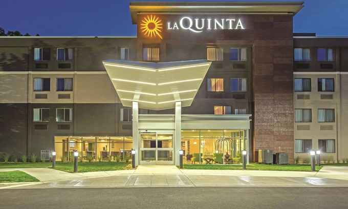 Jessup Hotel | La Quinta Inn & Suites by Wyndham Columbia / Fort Meade