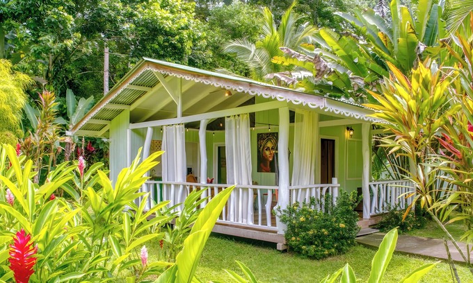 Cahuita Cabina | La Rana de Cahuita