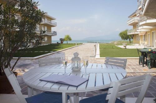 San Benedetto di Lugana Apartamento | LA REGGIA