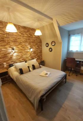 Conde-sur-Noireau Hotel | La Renaissance