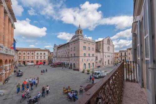 Foligno Apartamento | La Residenza in Piazza Grande