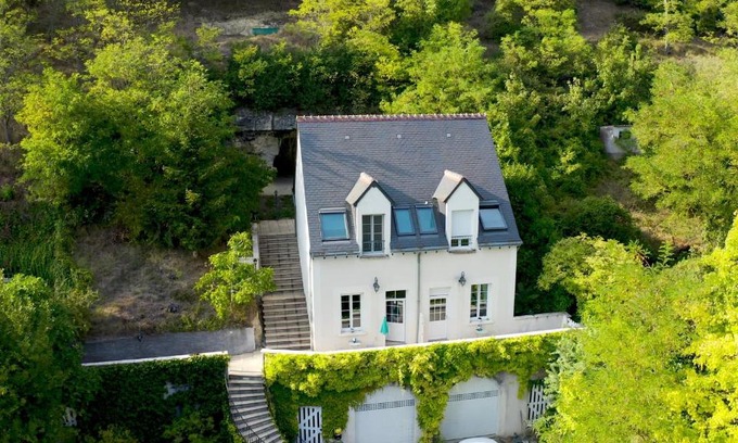 Luynes Casa | La Roche Bellevue