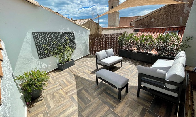 Marseillan Casa | La Roussette