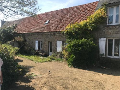 Fermanville Casa | La route du phare