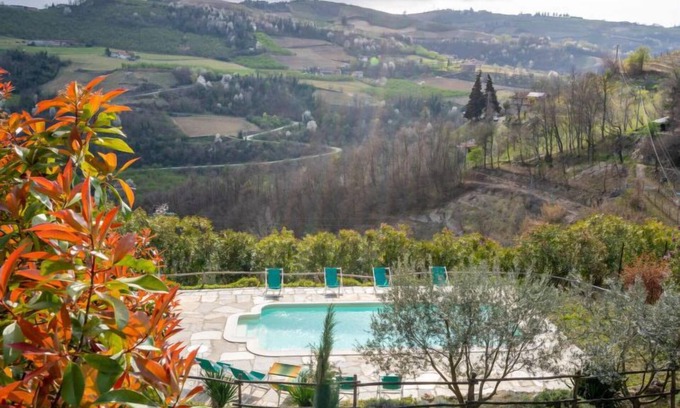 Cossano Belbo Casa | Casa de vacaciones La Rovere en Cossano Belbo - 16 personas, 7 dormitorios