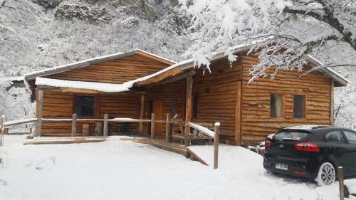 Pinto Chalet De Esquí | La Ruta de Los Volcanes - Las Trancas Chillán