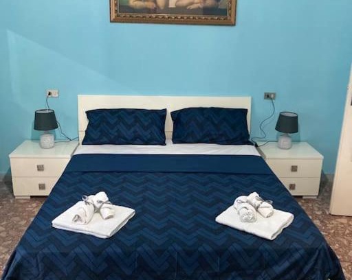 Pizzo Apartamento | La scaletta sul mare di Pizzo [ WiFi e Disney+ ]