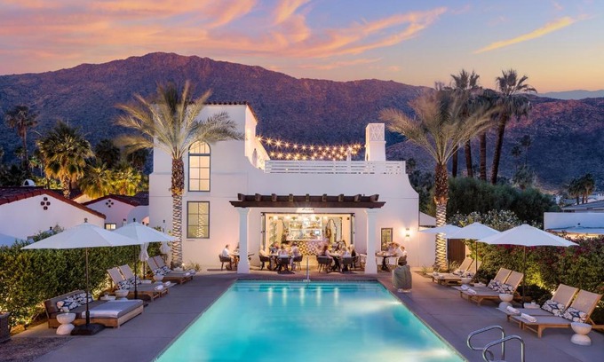 Historic Tennis Club Hotel | La Serena Villas