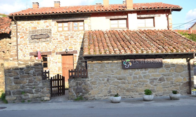 Bueres Apartamento | La Seronda de Redes Apartamento 4 pax