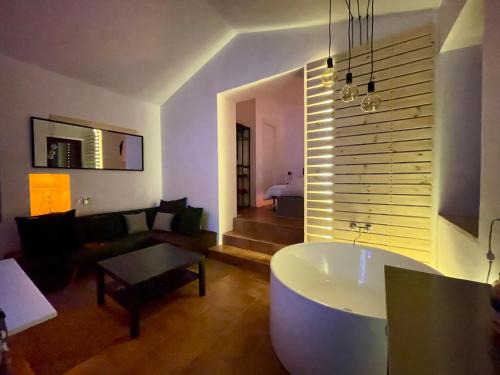 Norma Casa | La Stalla e il Fienile suites viste mozzafiato