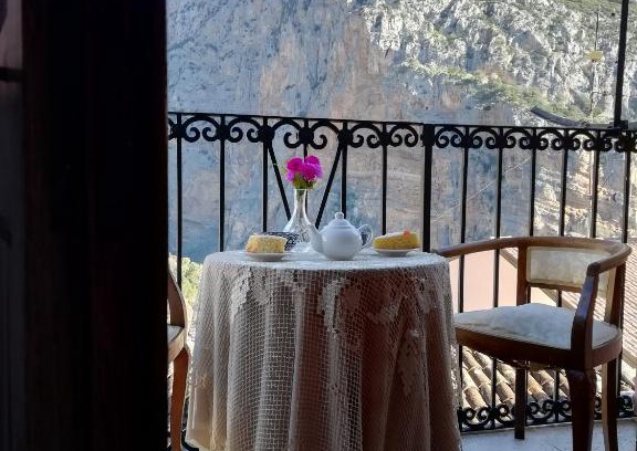 Civita Cama Y Desayuno | La Stella