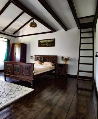 Eselnita Casa | LA STORIA by Camping Mala