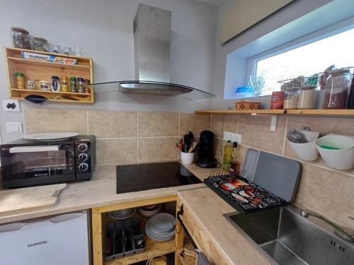 Quissac Casa | La Studette d'Eve 10m2, Grand parking et terrasse 18m2