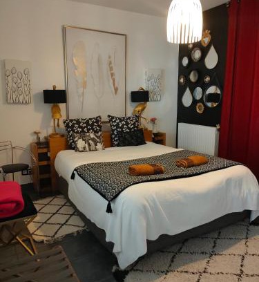 Guingamp Cama Y Desayuno | La Suite 27, proche gare et centre ville