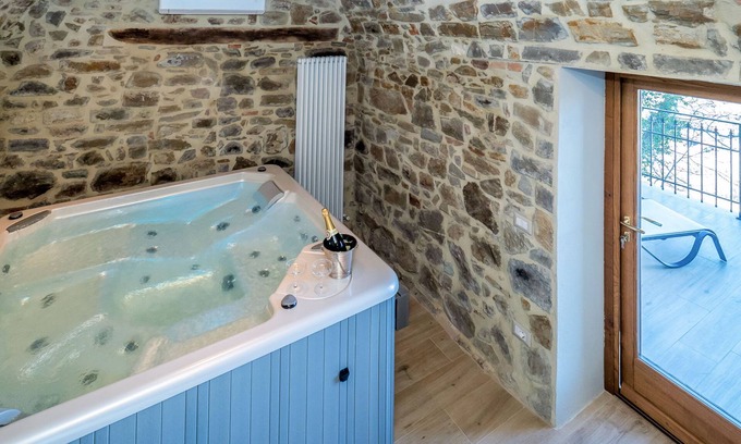 Seggiano Casa | La Suite del Benessere by Interhome