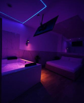 Naples Apartamento | La suite del bosco