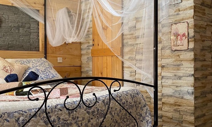 Barjols Casa | La suite inoubliable Avec jacuzzi