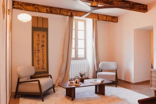 Uzes Apartamento | La suite Kyoto, appartement privé Uzès