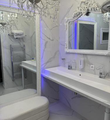 Villemomble Casa | La suite santorini