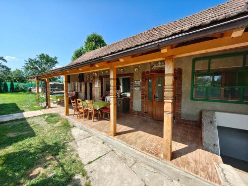 Dragus Casa | La Tataia Zahei