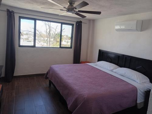 Parras de la Fuente Casa | La Terraza-Habitación 8