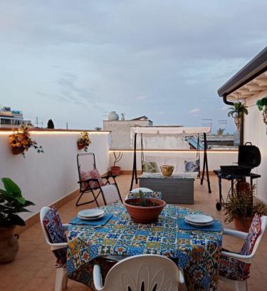 Santa Flavia Apartamento | La Terrazza Solarium, in pieno centro 60m dalla stazione ferroviaria 700m dal mare