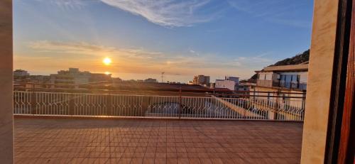 Capo d'Orlando Apartamento | La terrazza sulle Eolie