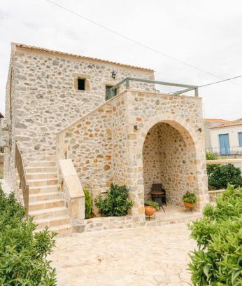 Mavrovouni Villa | LA TORE DI MONTENEGRO