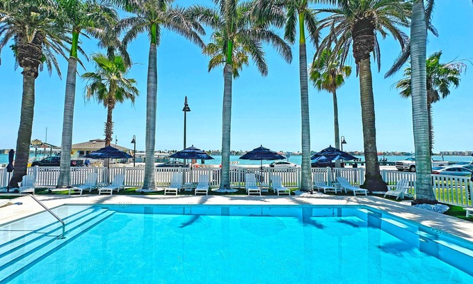 Pass-a-Grille Historic District Apartamento | La Tortuga