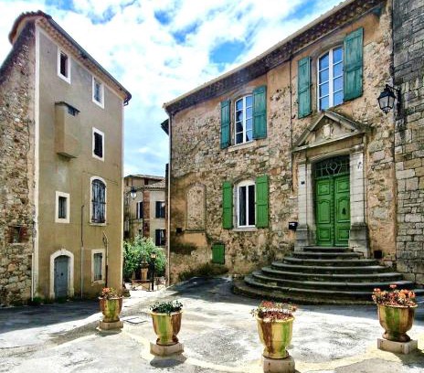 Anduze Cama Y Desayuno | La Tour de Pezene