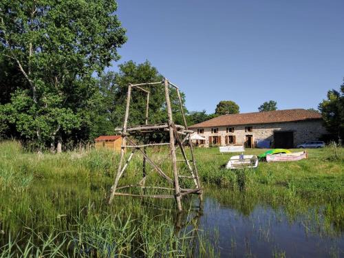 Saint-Quentin-sur-Charente Cama Y Desayuno | La Tribu de Lavaud